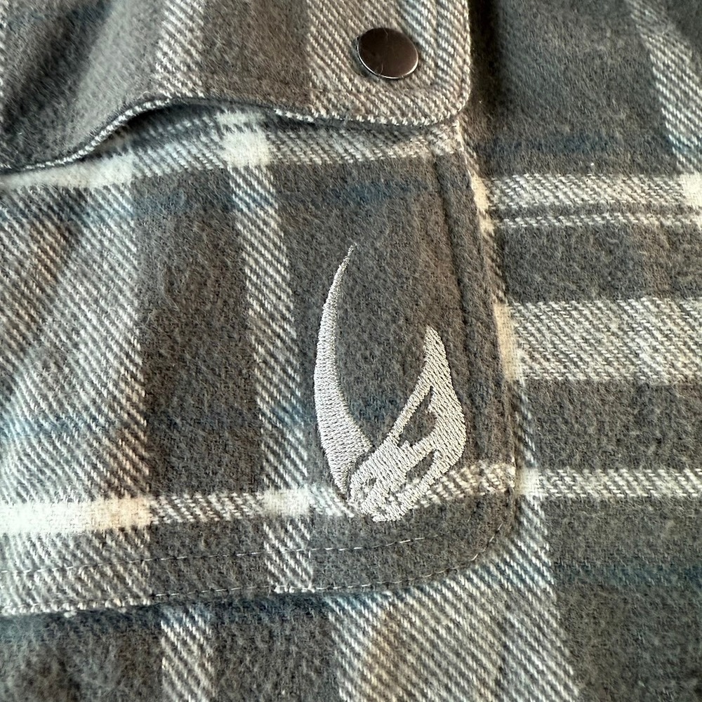 Star Wars Concept Series Jacket Men XXL Gray Plaid Flannel Mandalorian Shacket - Picture 11 of 12